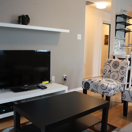 Accurate Plus Furnished Apartment- Brickstone Mews Mississauga Zimmer foto