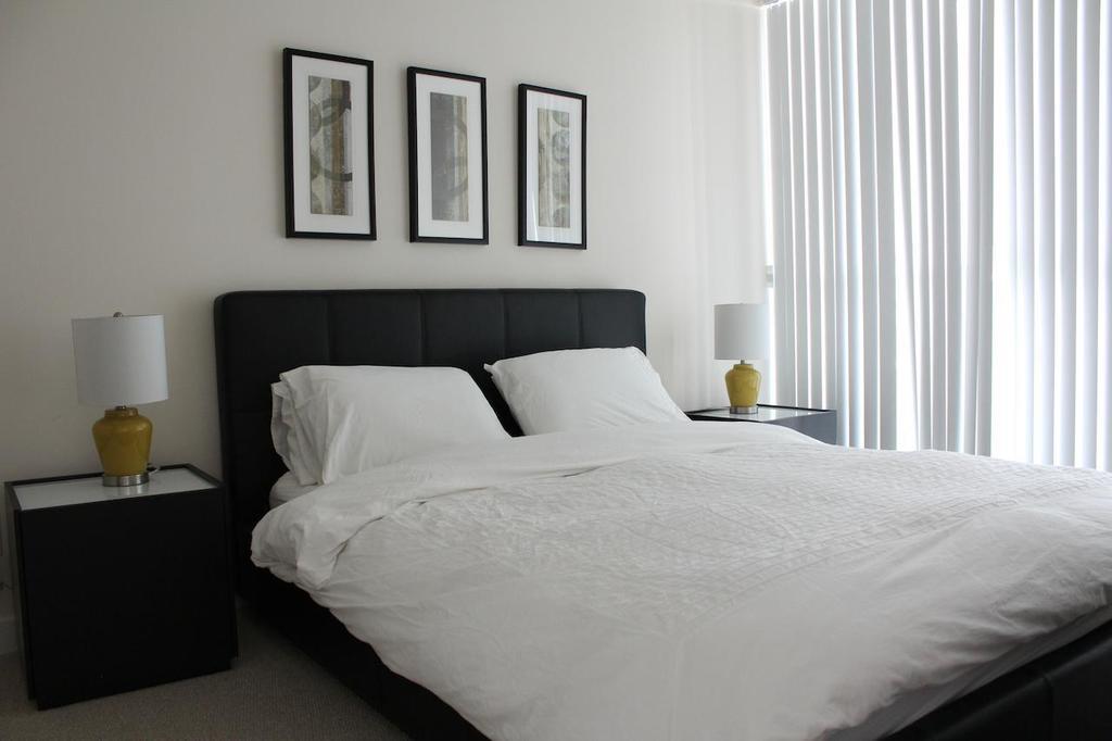 Accurate Plus Furnished Apartment- Brickstone Mews Mississauga Zimmer foto