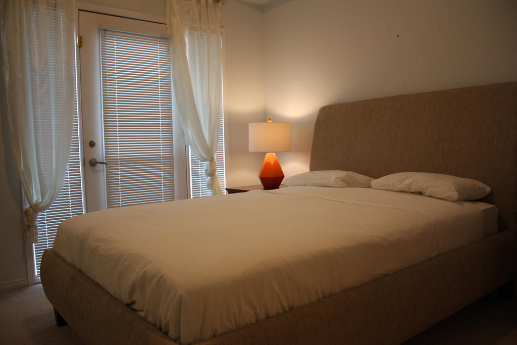 Accurate Plus Furnished Apartment- Brickstone Mews Mississauga Zimmer foto