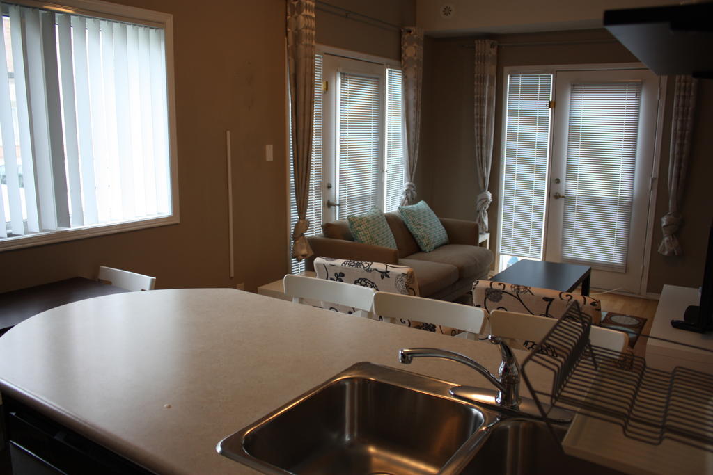 Accurate Plus Furnished Apartment- Brickstone Mews Mississauga Zimmer foto