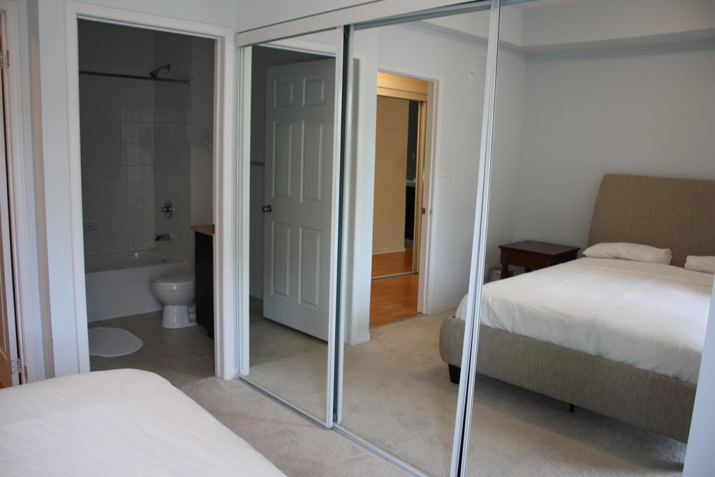 Accurate Plus Furnished Apartment- Brickstone Mews Mississauga Zimmer foto